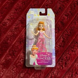 Disney Mini Cinderella Princess Doll in Pink and Orange Outfit